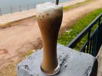 ☕️🌿หลบร้อนมานั่งรับลมที่แลโขงวิว💦🐟