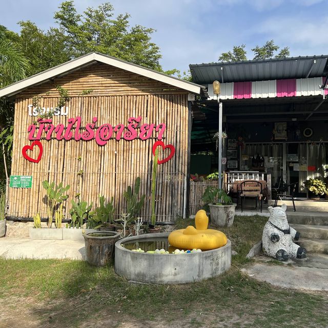 ที่พักคืนละ 500 รวมอาหารเช้า@บ้านไร่อารียา ราชบุรี