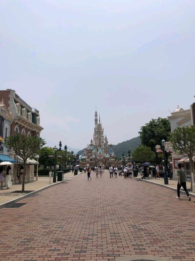 【香港_香港ディズニーランド】ディズニー内のStarbucks