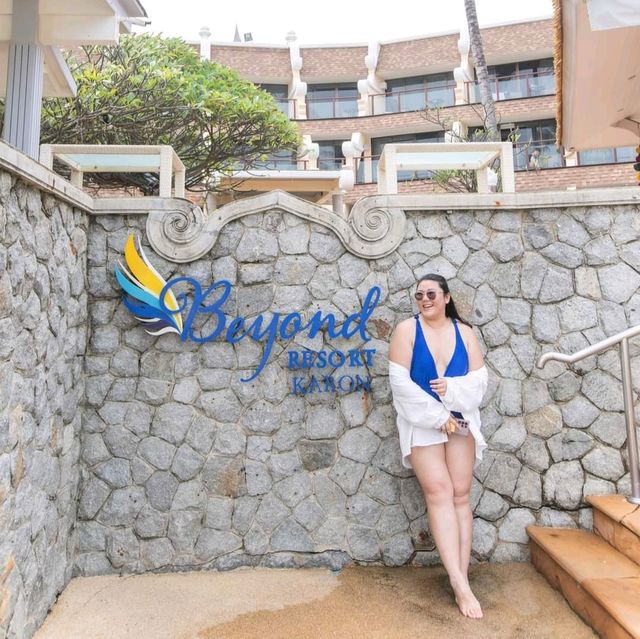 ที่พักหนึ่งเดียวที่ติดหาดกะรน วิวทะเลทุกห้อง