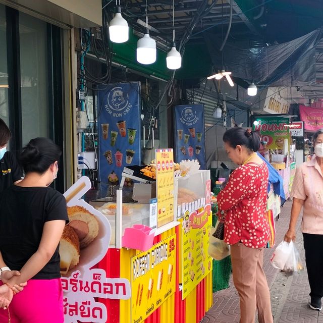 แวะไปเที่ยวหอนาฬิก ท่าน้ำนนท์