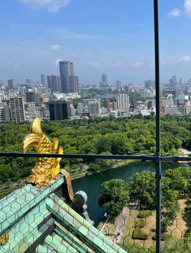 凛然聳立數百年的大阪城
