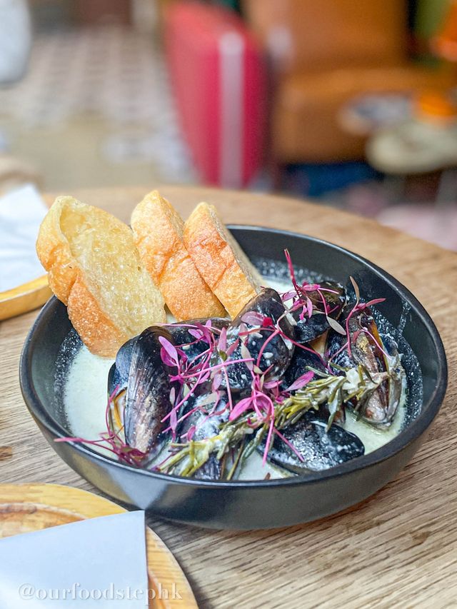 銅鑼灣｜尋獲一家走懷舊港風、玩味濃厚的小Cafe😁