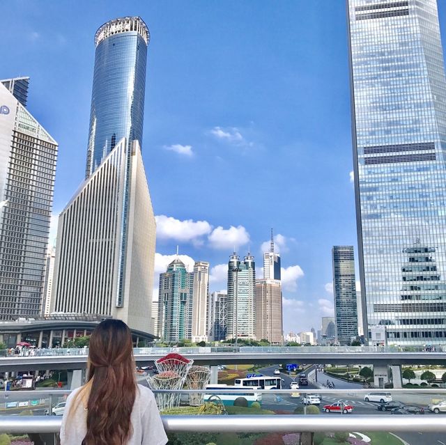 상하이 대표 랜드마크 동방명주 !!