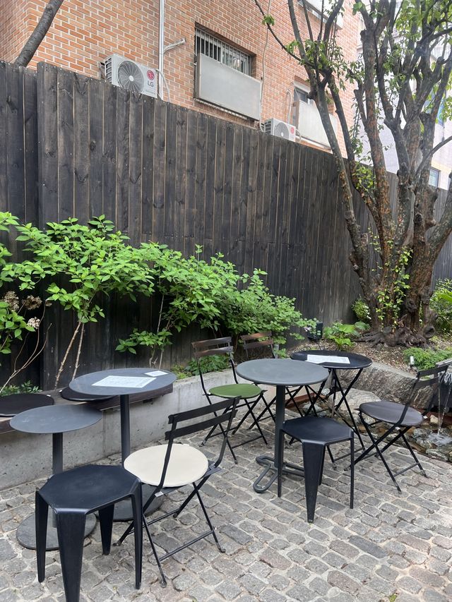 韓国/ソウル【龍山】テラス席が大人気！ブランチを楽しめるお店