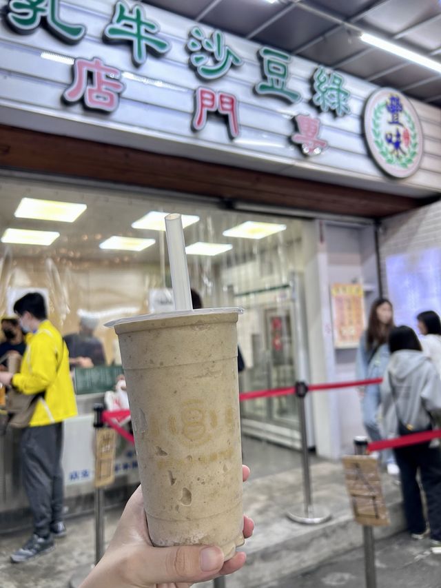 ［台中/北區］ 台中一中街夜市美食大集合🫵🏻(上和園滷味,丹丹手工蔥油餅,老窗白糖粿,豐味綠豆沙牛乳專門店) 