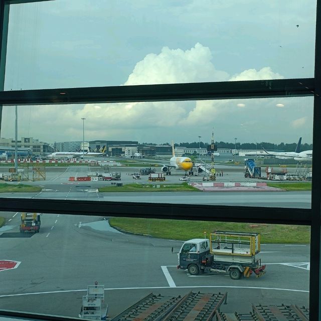 สนามบิน สิงคโปร์ สวย สะอาด