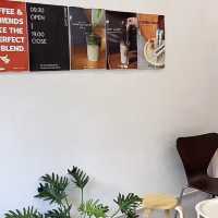 คาเฟ่ดีเยี่ยม มู้ดดีถูกใจวัยรุ่นสู้ดๆ |RAPT.CAFE