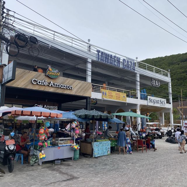 เที่ยวหาดตาแหวน…คึกคักทั้งวันไม่มีเหงา