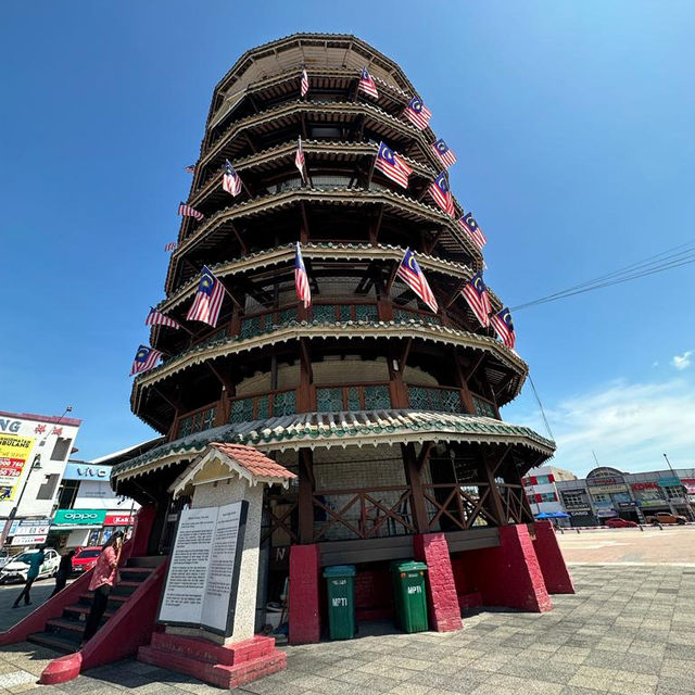 Head up the leaning tower in Malaysia 