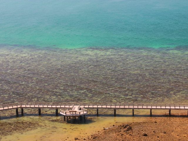 เกาะแสมสาร สัตหีบ ทะเลสวยใกล้กรุงเทพ