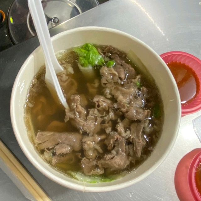 藥膳羊肉湯與超好吃臭豆腐！