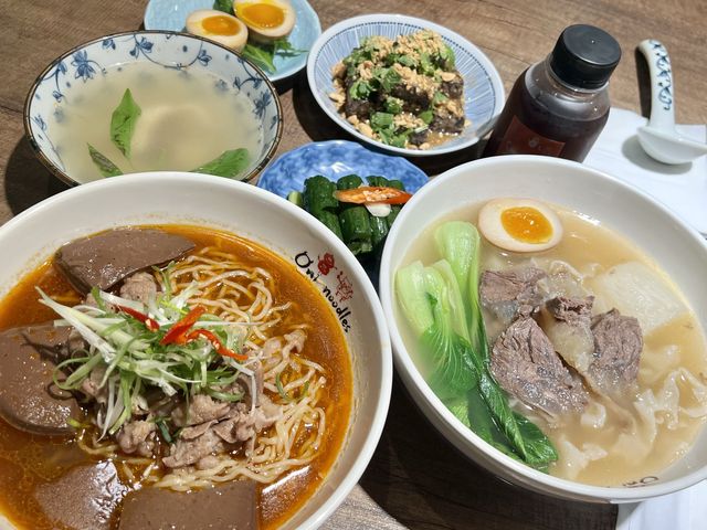 江子翠捷運站好吃麵食｜二鬼麵舖，必點麻辣雪花牛