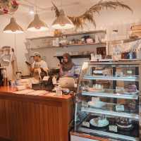 Unbirthday cafe คาเฟ่ใกล้ bts พร้อมพงษ์