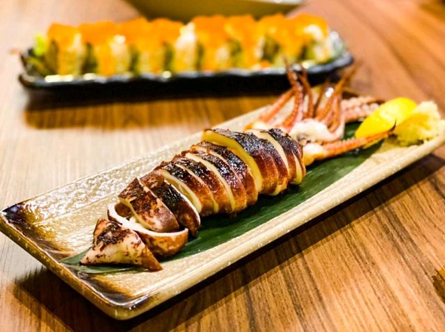 Authentic Japanese restaurant with fresh sashimi 🍣