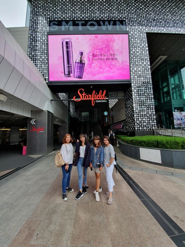 Library Starfield & SM TOWN coex atrium 