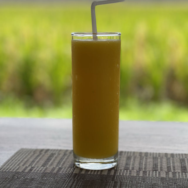在烏布田野的稻田下午茶，The Tejas Warung