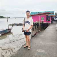 บางพัฒน์ หมู่บ้านริมฝั่ง กลางทะเล
