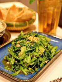 香味撲鼻嘅蒜香胡椒炒大蝦
