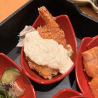 ビジネス街に潜む絶品豪華ランチ