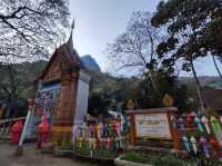 ชมความงดงาม สักการะสิ่งศักดิ์สิทธิ์ในถ้ำเชียงดาว ⛰️