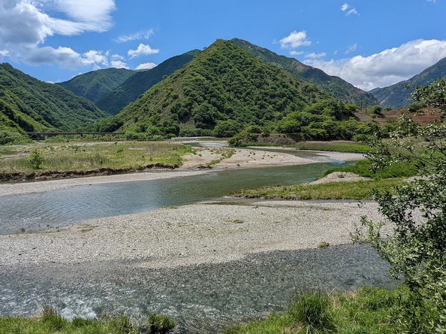 Watarase River Headwaters Monument 