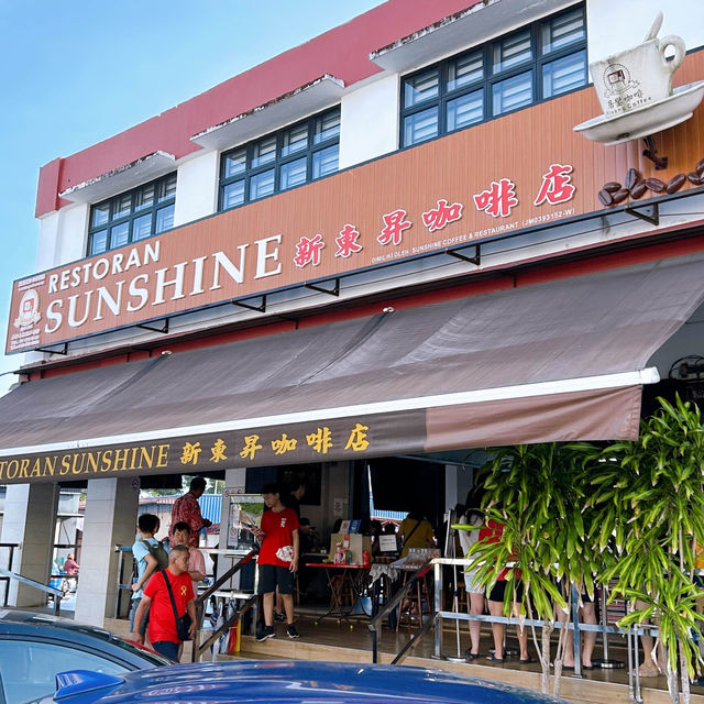 Local Delights Restaurant Sunshine 