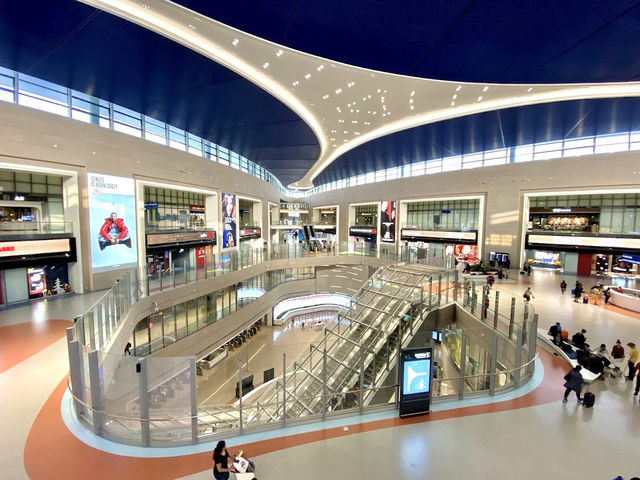 Shanghai Pudong Airport เซี่ยงไฮ้, จีน