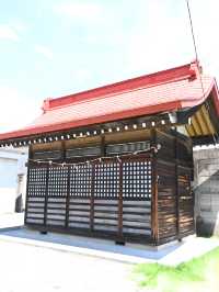 【北秋津八雲神社/埼玉県】神輿の火渡りが行われる
