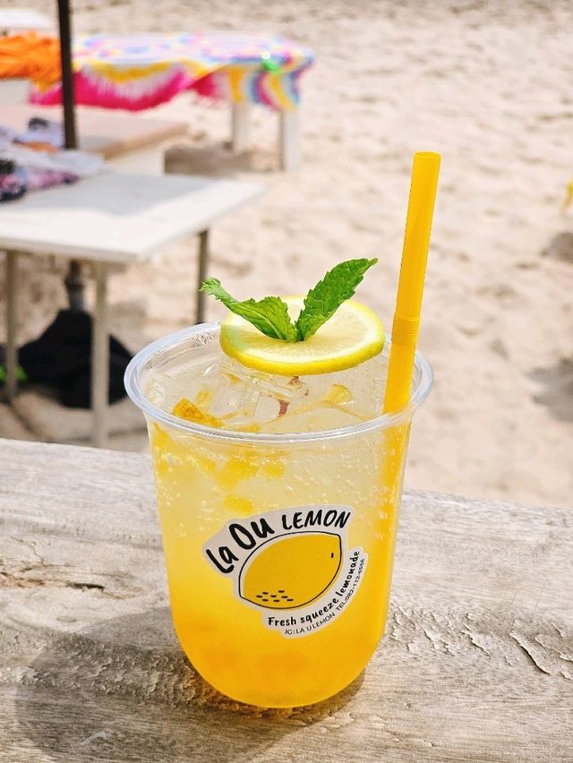 Cafe ริมหาด เลม่อนชื่นใจกับ La Ou Lemon 🍋