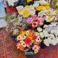 ถ่ายรูปเล่นกันที่สะพานพุทธ