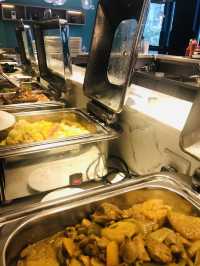 觀塘巧明街Holiday inn酒店2樓Cafe半自助餐，人均價格$130