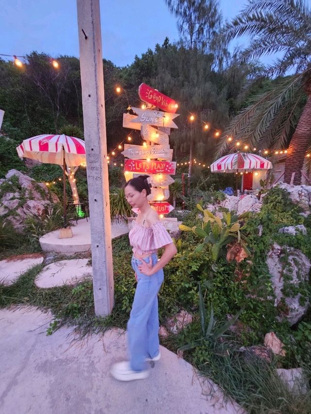 คาเฟ่ลับๆบนเกาะล้าน Vibe​ Bar​ Kohlarn​