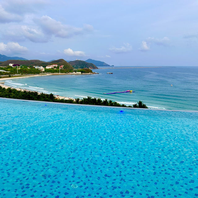 Wonderful pool villa experience at Sanya