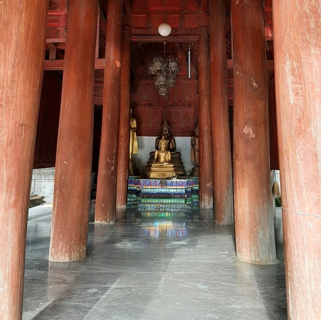 วัดพระธาตุเสด็จ โบราณสถานแห่งเขลางค์นคร