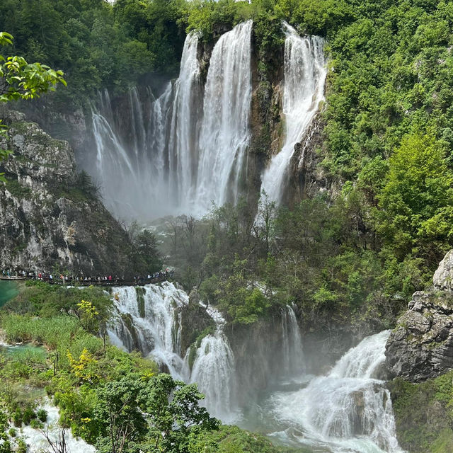 「十六湖國家公園」：美麗的自然景觀