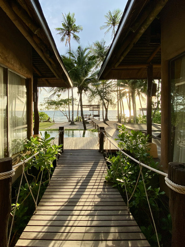 พักเกาะกูดให้ฟิน🏝️พักห้อง Beachfront ที่แพงที่สุด
