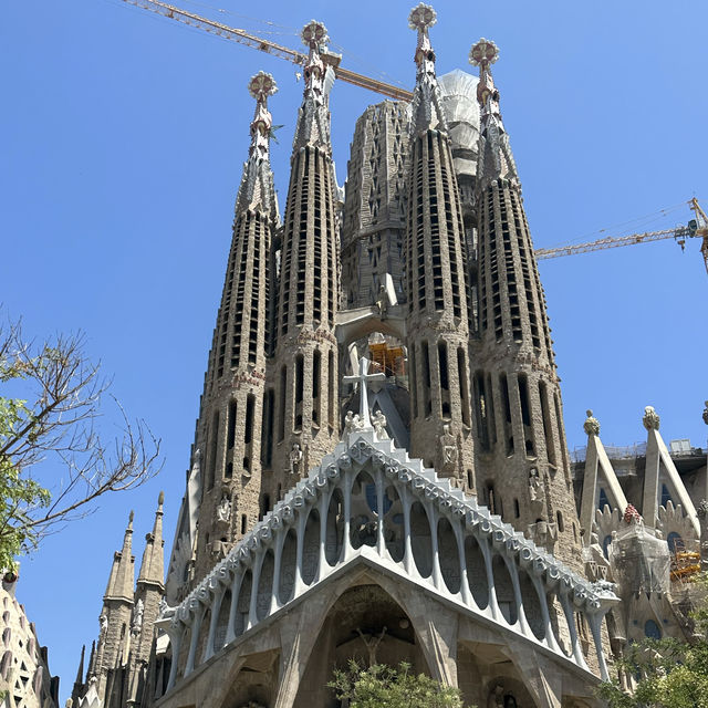 Iconic basilica in Barcelona