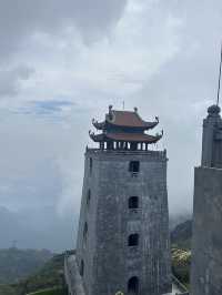 ท้าลมหนาวไปพิชิตยอดเขาฟานสิปัน ⛰️✨🇻🇳
