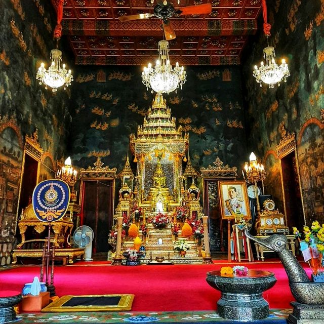 สักการะพระพุทธสิหังคปฏิมากร ณ วัดราชประดิษฐฯ