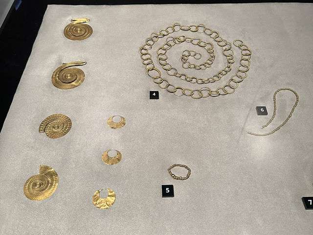 芝加哥歷史博物館：金器文物和青銅器展，增強歷史興趣