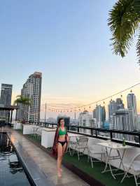 โรงแรมฟูราม่า สระว่ายน้ำดาดฟ้า วิวตึกมหานคร 