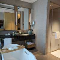 Unobstructed Erhai Lake Views at Pullman Dali