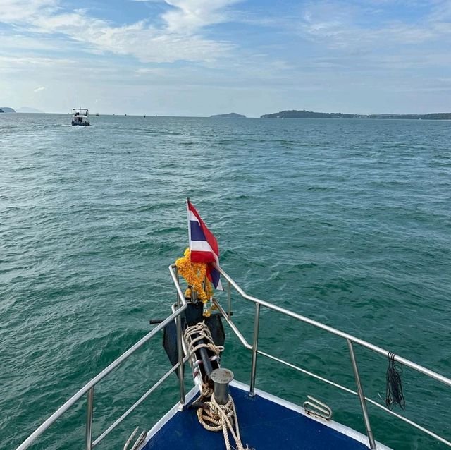Dive into the Depths of Krabi Island 🌊