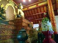 ไหว้พระเจ้าล้านทองและพระหยกเชียงราย