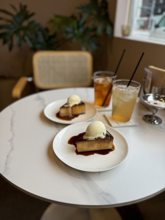 【北九州カフェ】ピンクのドアとクルクルが目印の可愛いカフェ♡