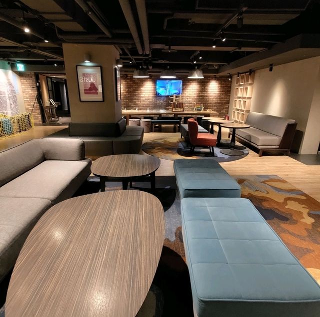 台北住宿｜藏於西門町商業大廈內的時尚萬花筒—西門捷絲旅