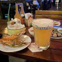 Riverside bar & Restaurant 