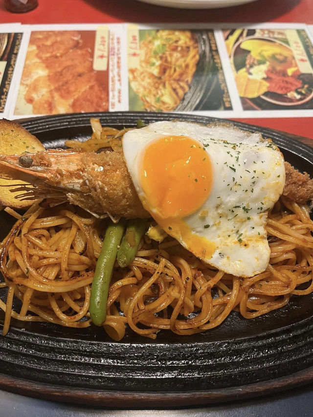 【大分グルメ】老舗喫茶店のボリューム満点のカレーがすごい🍛