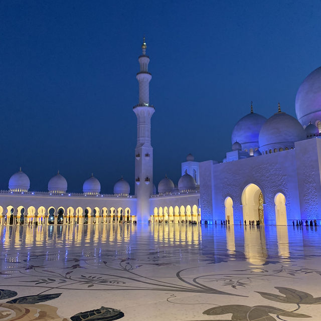 A Perfect Day in Abu Dhabi